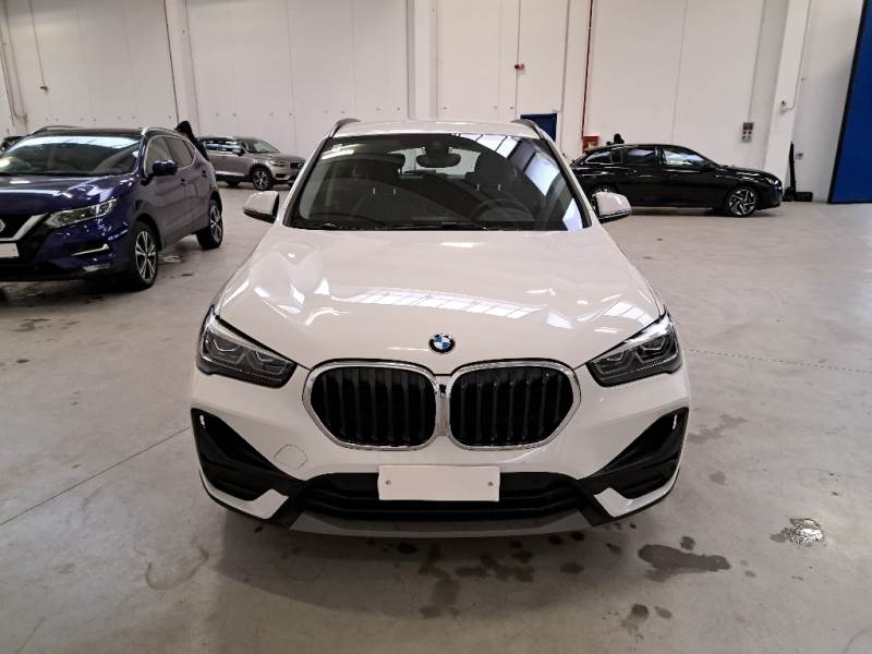 BMW X1 / 2019 / 5P / SUV XDRIVE 25E BUSINESS ADVANTAGE AUTOMATICO photo