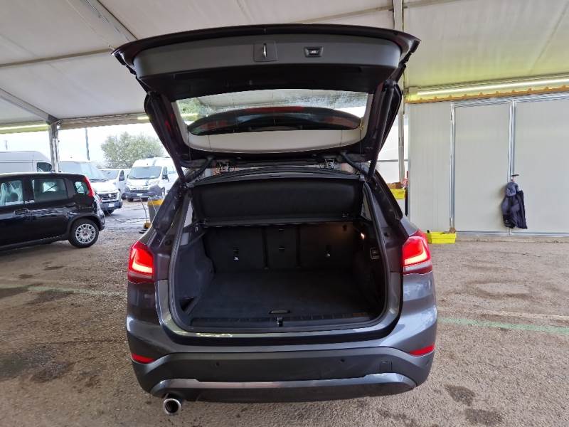 BMW X1 / 2019 / 5P / SUV XDRIVE 25E BUSINESS ADVANTAGE AUTOMATICO photo