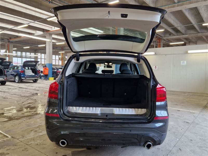 BMW X3 / 2017 / 5P / SUV XDRIVE 30E BUSINESS ADVANTAGE photo