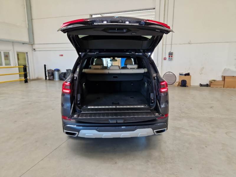 BMW X5 / 2018 / 5P / SUV XDRIVE 45E XLINE AUTOM. photo