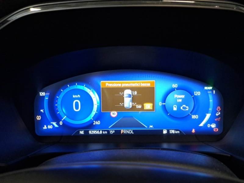 FORD KUGA / 2019 / 5P / SUV 2.5 BENZINA FHEV 190CV AWD ST-LINE AUT photo