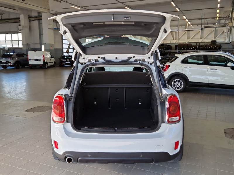 MINI COUNTRYMAN / 2016 / 5P / BERLINA COOPER S E ALL4 BUSINESS AUTOM. photo