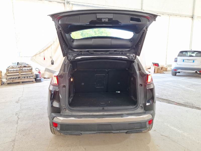PEUGEOT 3008 / 2020 / 5P / SUV HYBRID 225 E-EAT8 ALLURE photo