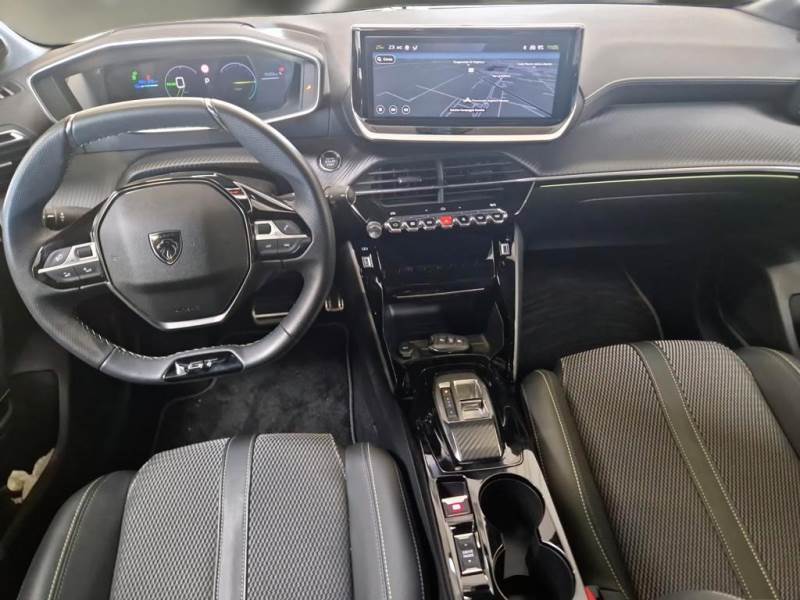 PEUGEOT 208 / 2019 / 5P / BERLINA GT E 156CV photo