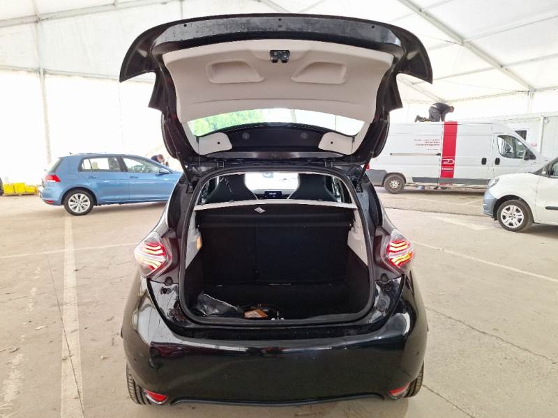 RENAULT ZOE / 2019 / 5P / BERLINA ZOE INTENS R135 photo