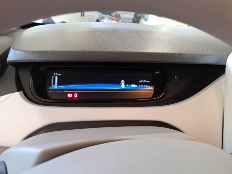 RENAULT ZOE / 2013 / 5P / BERLINA ZOE LIFE R90 photo