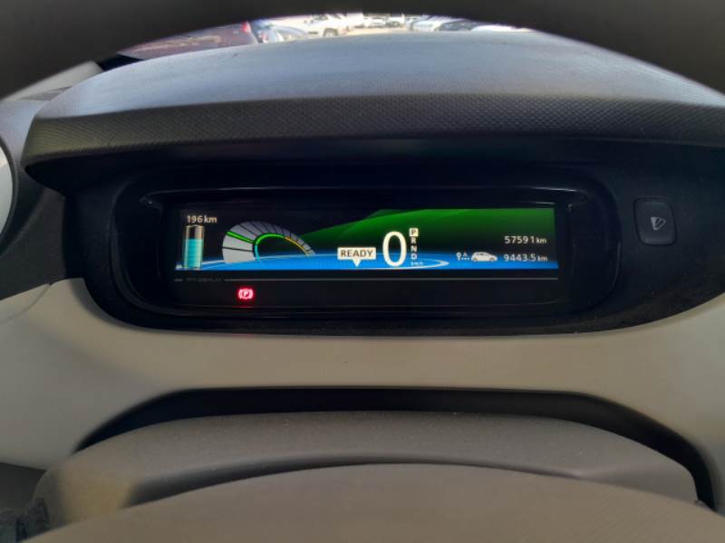 RENAULT ZOE / 2013 / 5P / BERLINA ZOE LIFE R90 photo
