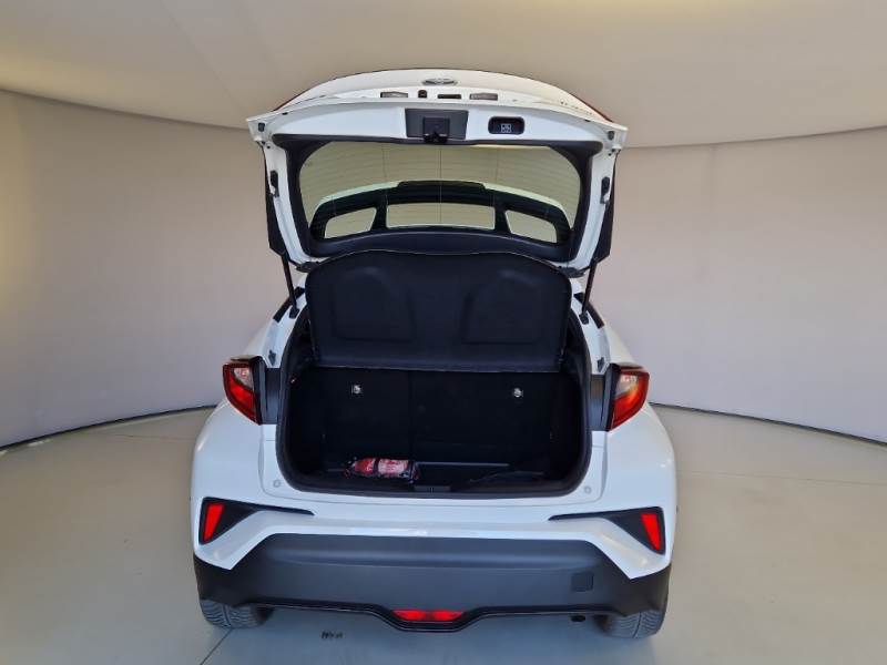 TOYOTA C-HR / 2019 / 5P / SUV 1.8H (122CV) E-CVT BUSINESS photo