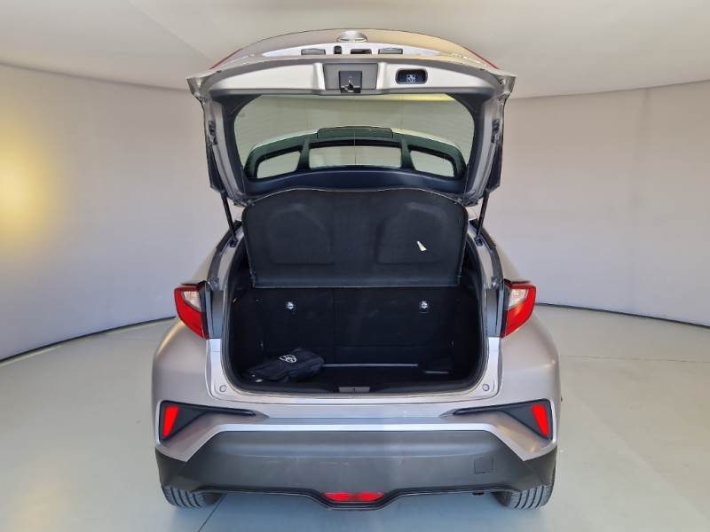 TOYOTA C-HR / 2019 / 5P / SUV 1.8H (122CV) E-CVT BUSINESS photo