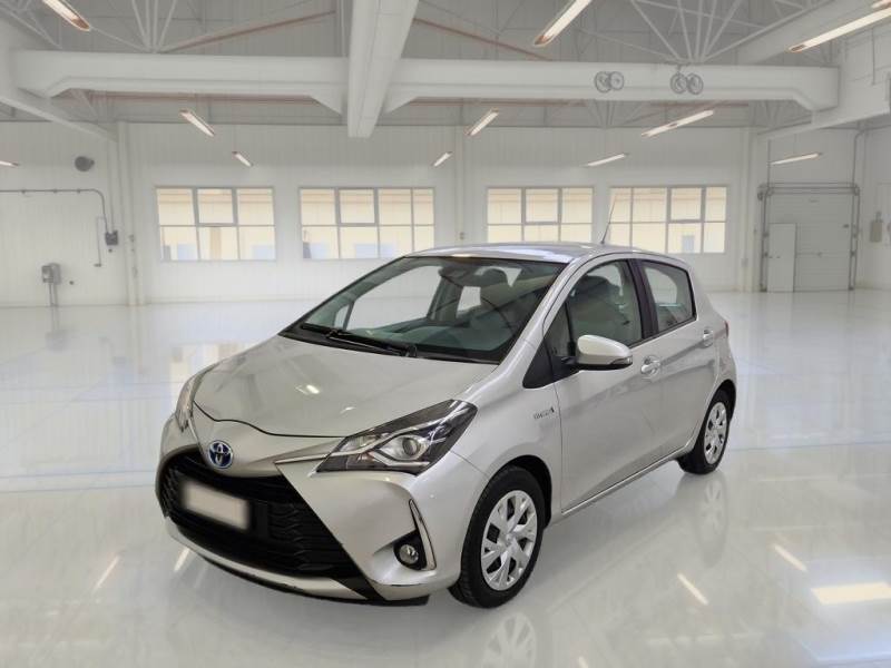 TOYOTA YARIS / 2017 / 5P / BERLINA 1.5 HYBRID BUSINESS