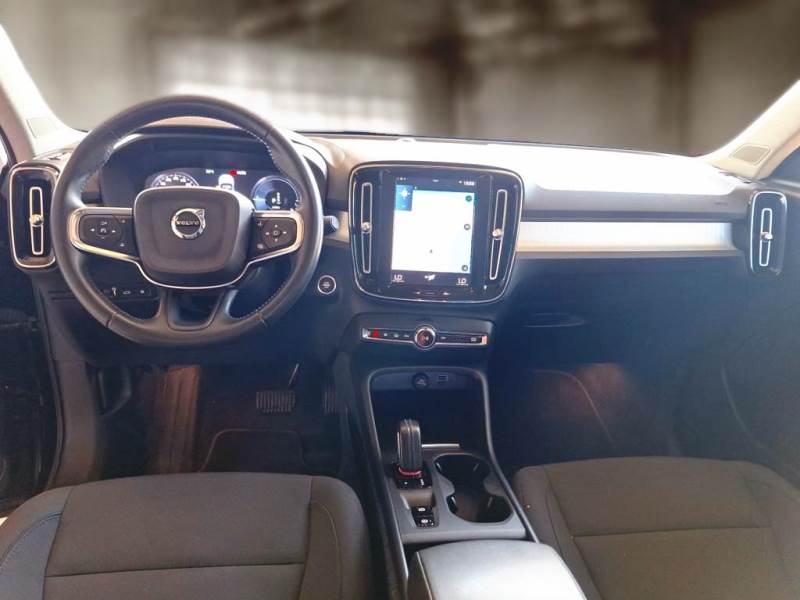 VOLVO XC40 / 2017 / 5P / SUV T4 PLUG-IN HYBRID AUTO RECH INSCRIP EXPR photo