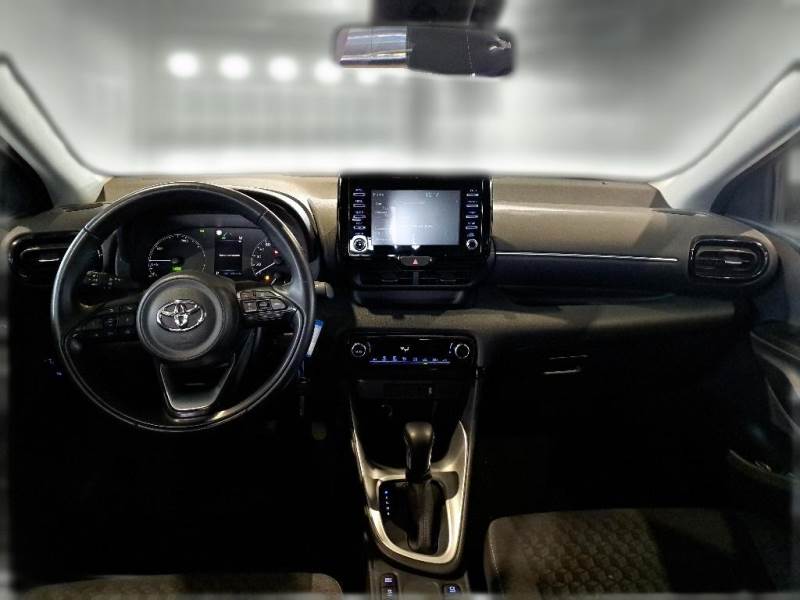 TOYOTA YARIS / 2020 / 5P / BERLINA HYBRID BUSINESS MY22 photo