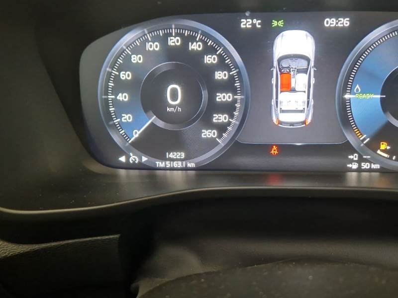 VOLVO XC40 / 2017 / 5P / SUV T5 PLUG-IN HYBRID AUTO RECHARGE INSCR. photo