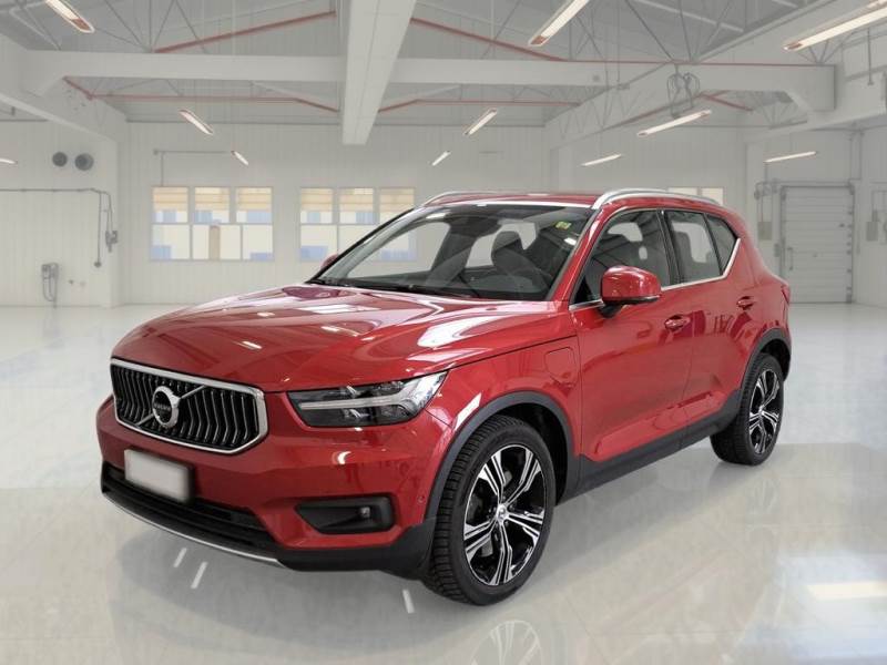 VOLVO XC40 / 2017 / 5P / SUV T5 PLUG-IN HYBRID AUTO RECHARGE INSCR.
