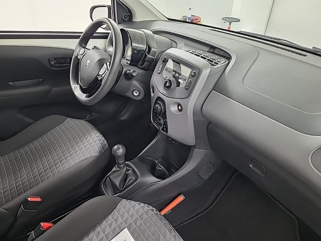 PEUGEOT 108 Active 1.0 e-VTi 72pk 5D photo