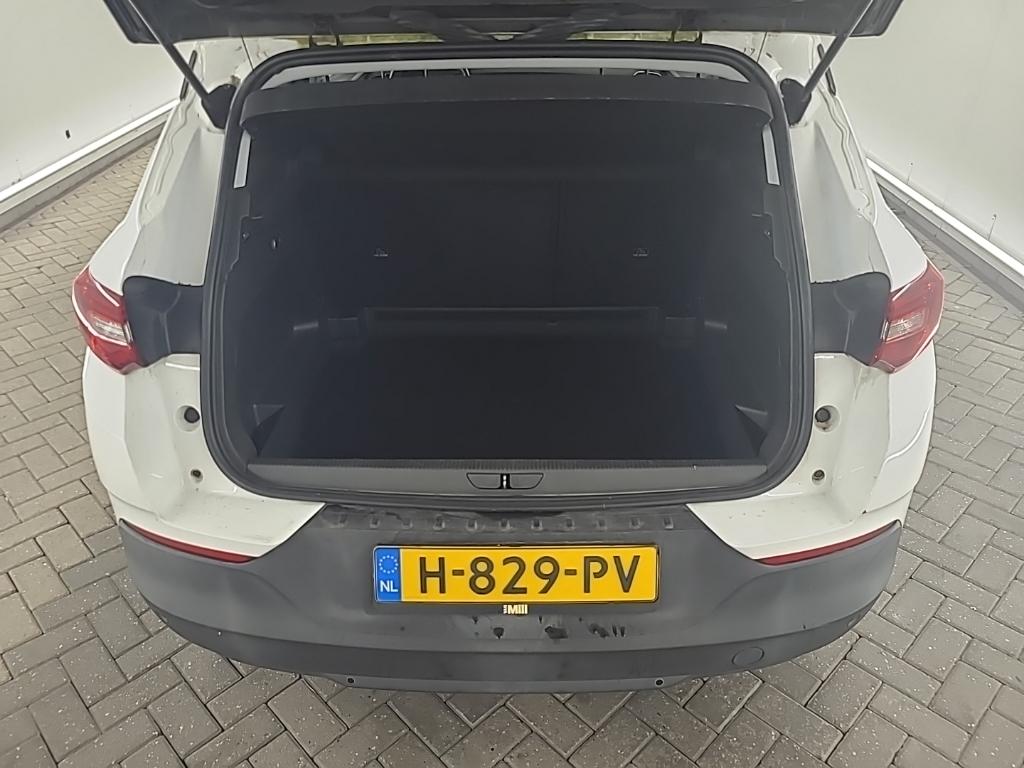 OPEL Grandland X 1.2 Turbo S&S 96kW Business 5D photo