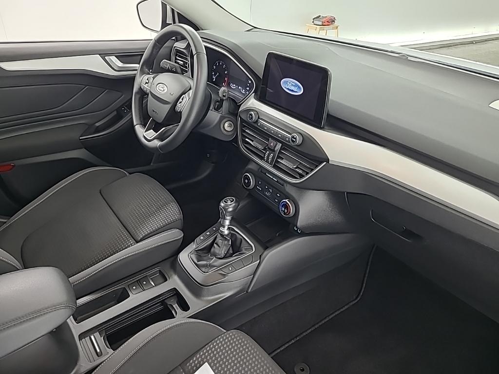 FORD Focus Wagon 1.0 EcoBo Hybr 125pk Trend Edit Bs Wagon 5D photo