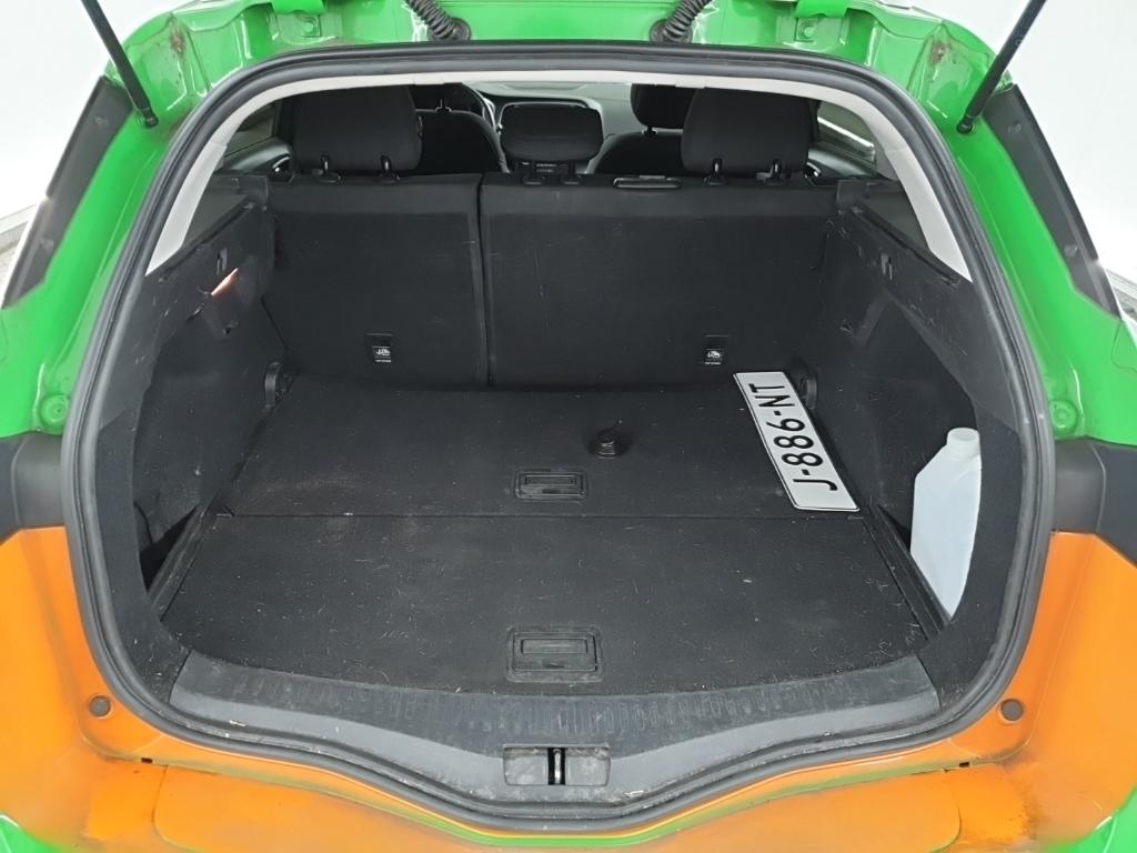 RENAULT Mégane Estate TCe 100 Zen 5D 75kW photo