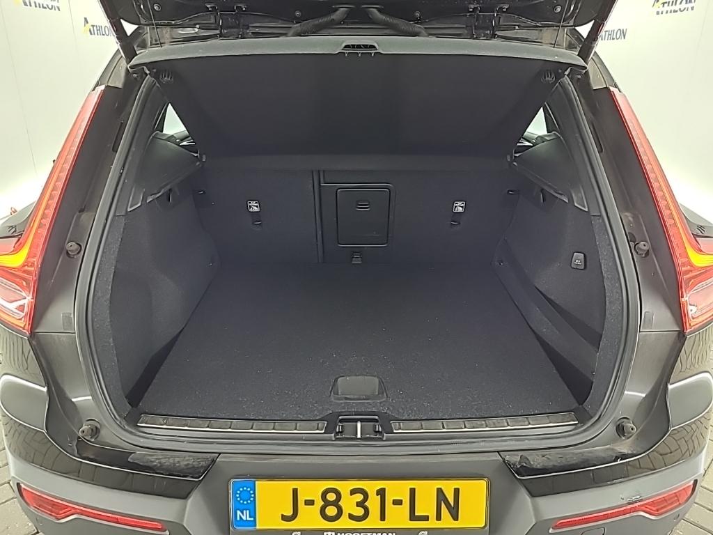 VOLVO XC40 B4 automaat R-Design 5D 145kW photo