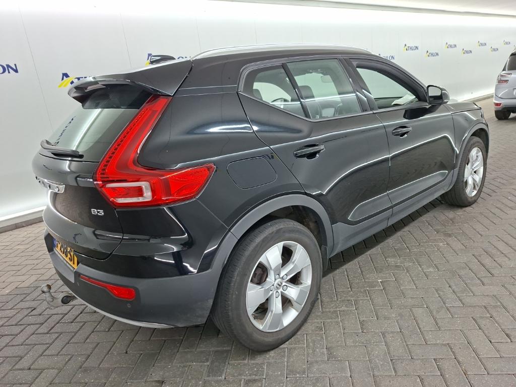 VOLVO XC40 B3 automaat Momentum Business 5D 120kW photo