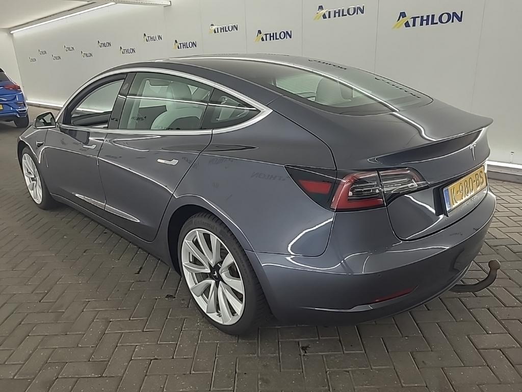 Tesla Model 3 Standard Range Plus RWD 4D 225kW photo