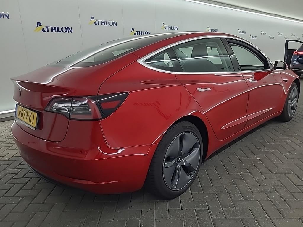 Tesla Model 3 Standard Range Plus RWD 4D 225kW photo