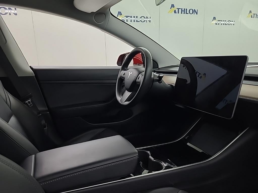 Tesla Model 3 Standard Range Plus RWD 4D 225kW photo