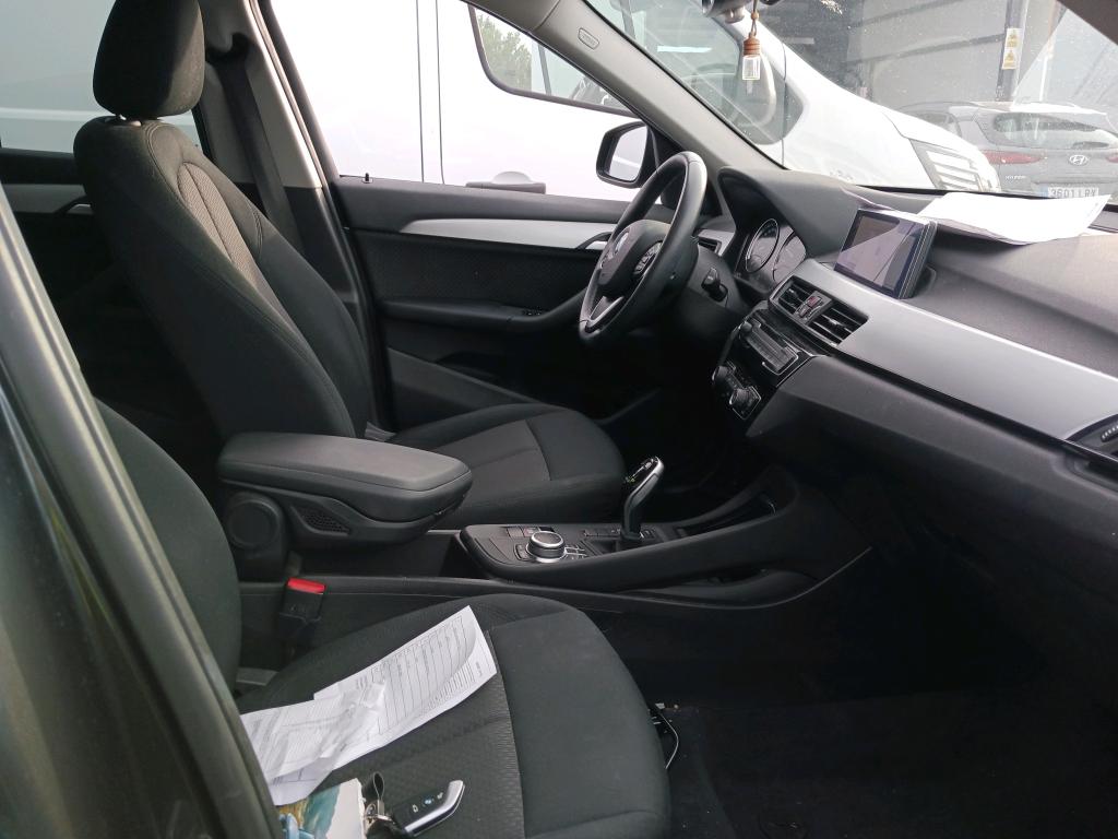 Serie X1 sDrive 18i Advantage 1.5 140CV AT7 E6dT photo