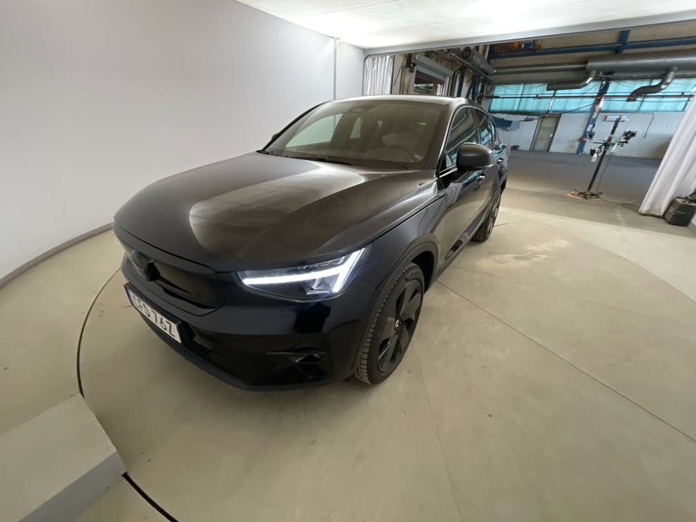 Volvo Onyx Black Metallic 717, Klimatpaket, Panorama EX40 SINGLE MOTOR EXTENDED RANGE PLUS BLACK EDT