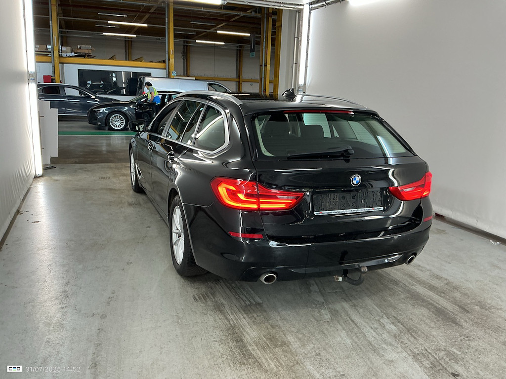 BMW 5 TOURING DIESEL - 2017 518 dA AdBlue photo