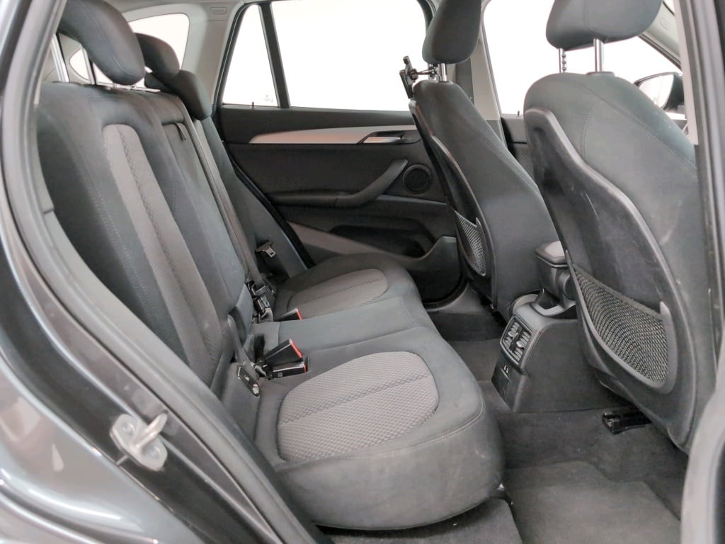 BMW X1 1.5 SDRIVE16DA photo