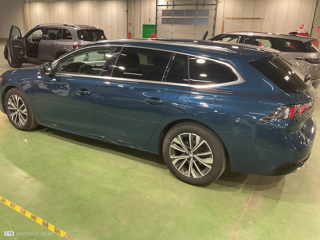 PEUGEOT 508 SW 1.6 HYBRID 225 E-AUTO ALLURE PACK photo