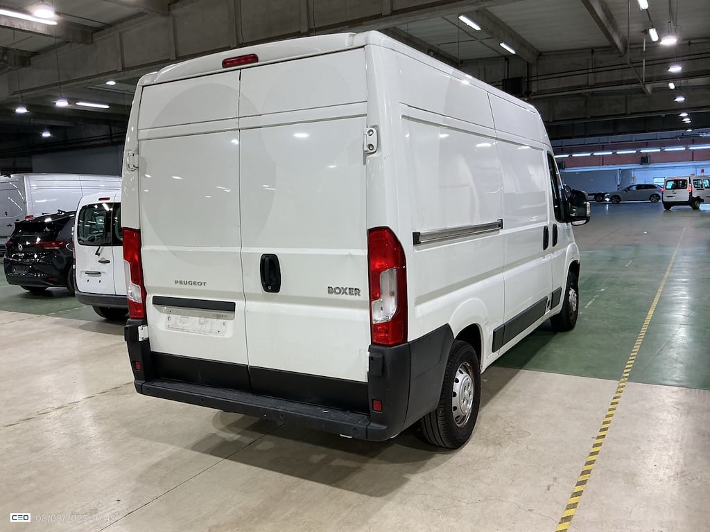 PEUGEOT BOXER 335 FOURGON MWB HR DSL - 2.0 BlueHDi L2H2 Pro S&amp;S photo