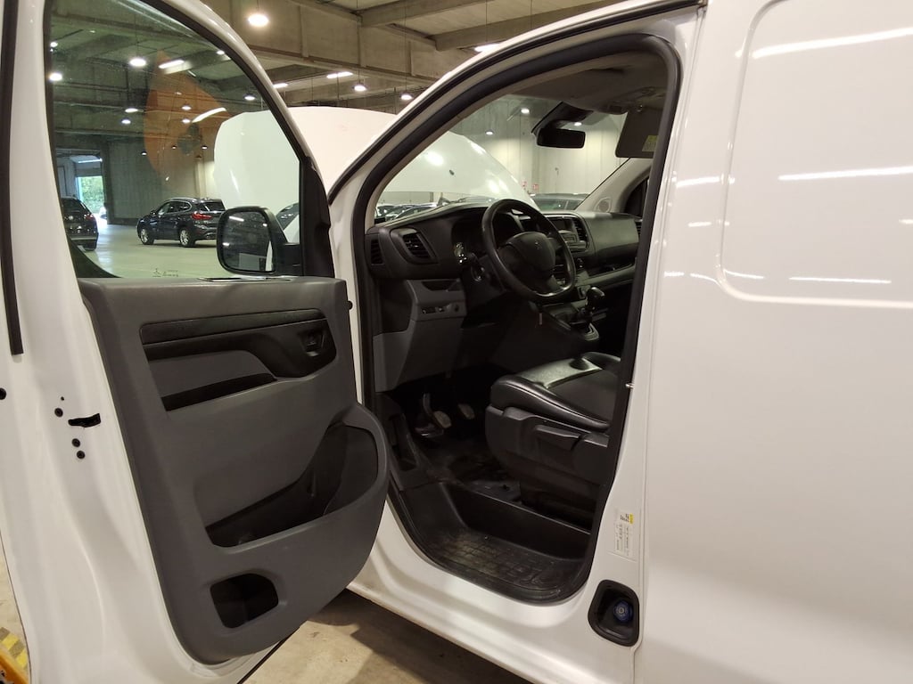 PEUGEOT EXPERT 2.0 BLUEHDI 120 S&amp;S LONG PREMIUM photo