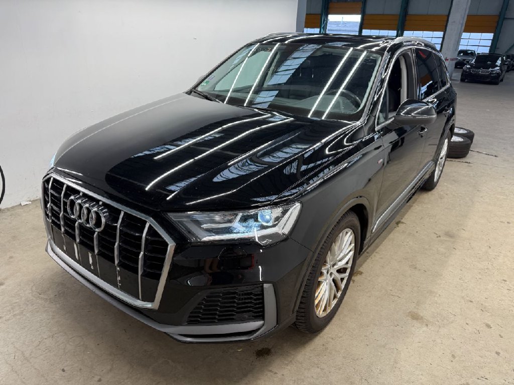 AUDI Q7 55 TFSI e quattro tiptronic S line 5d 250kW