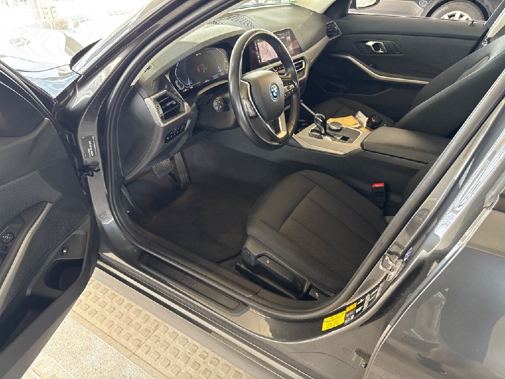 Baureihe 3 Lim. 320 e Advantage 2.0 150KW AT8 E6d photo