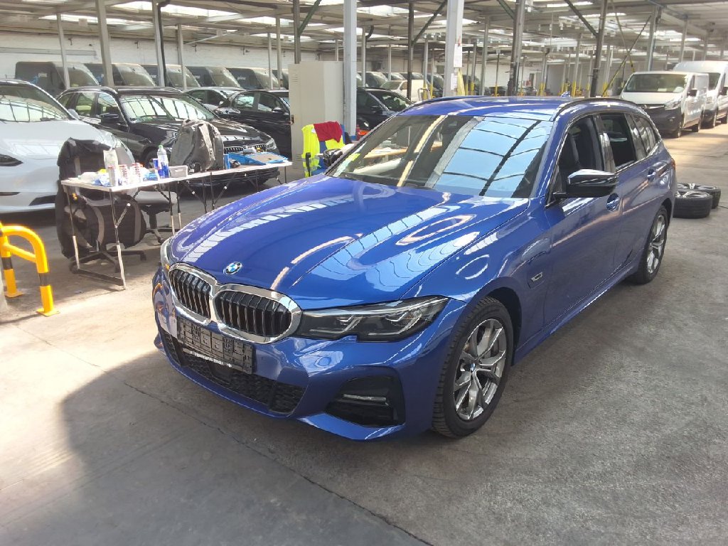 Baureihe 3 Touring 330 e M Sport 2.0 185KW AT8 E6d