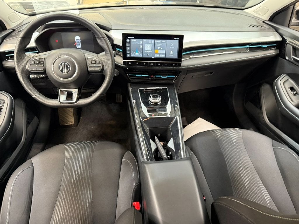 MG MG5 Standard Comfort 5d 130kW photo