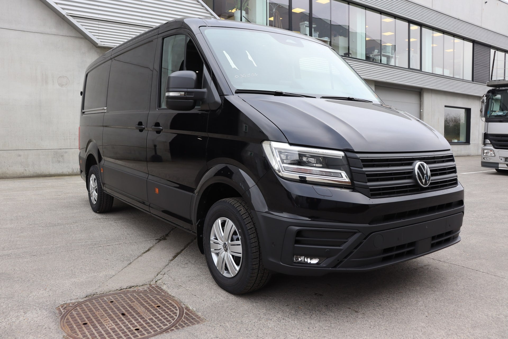 Volkswagen Crafter 35 Fourgon L3H2 3640mm 2.0 TDI 177 hp Aut.