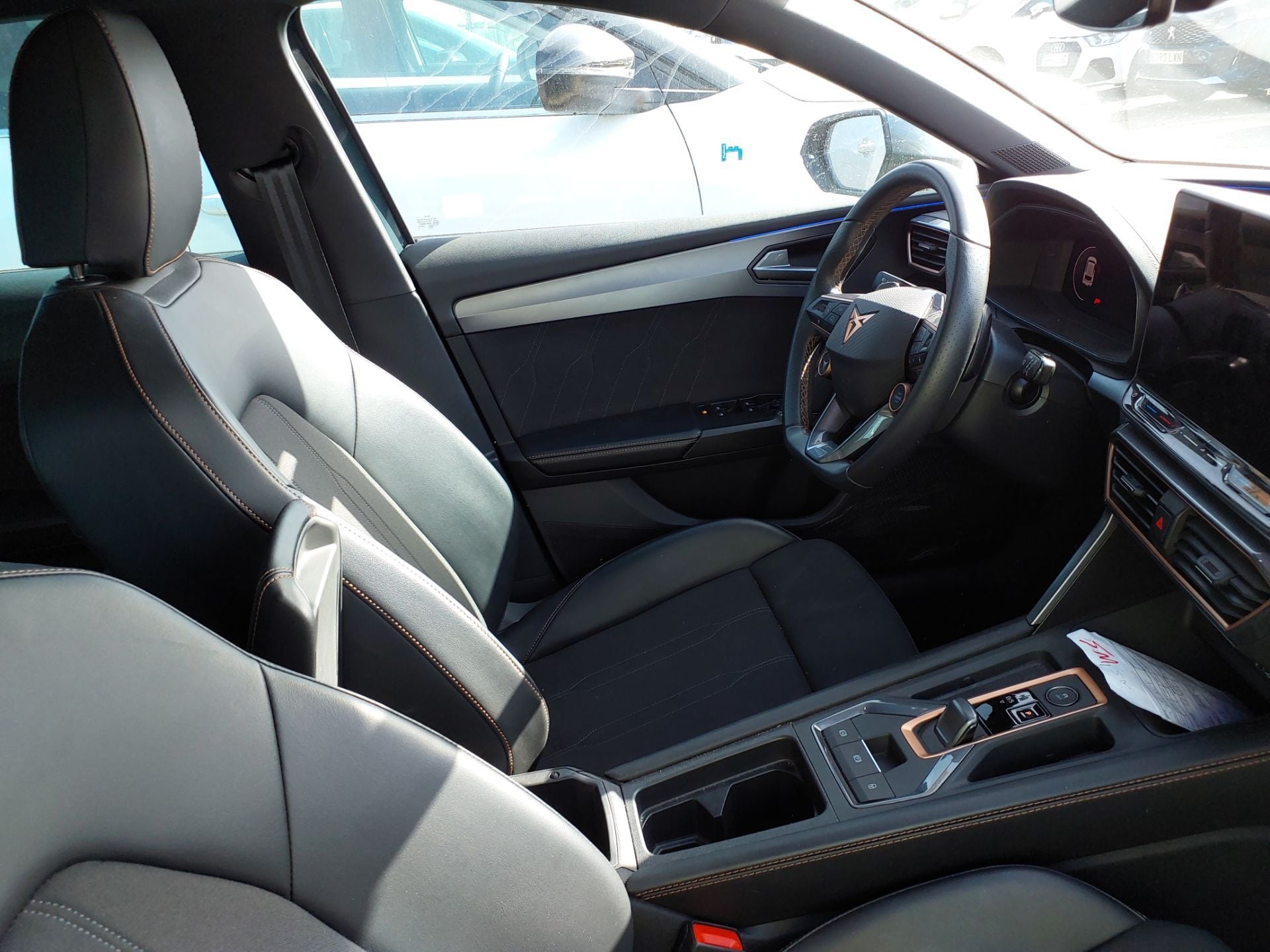 CUPRA Leon 1.5 PHEV DSG 205cv 5P AutomÃ¡tico (Winterpack) photo