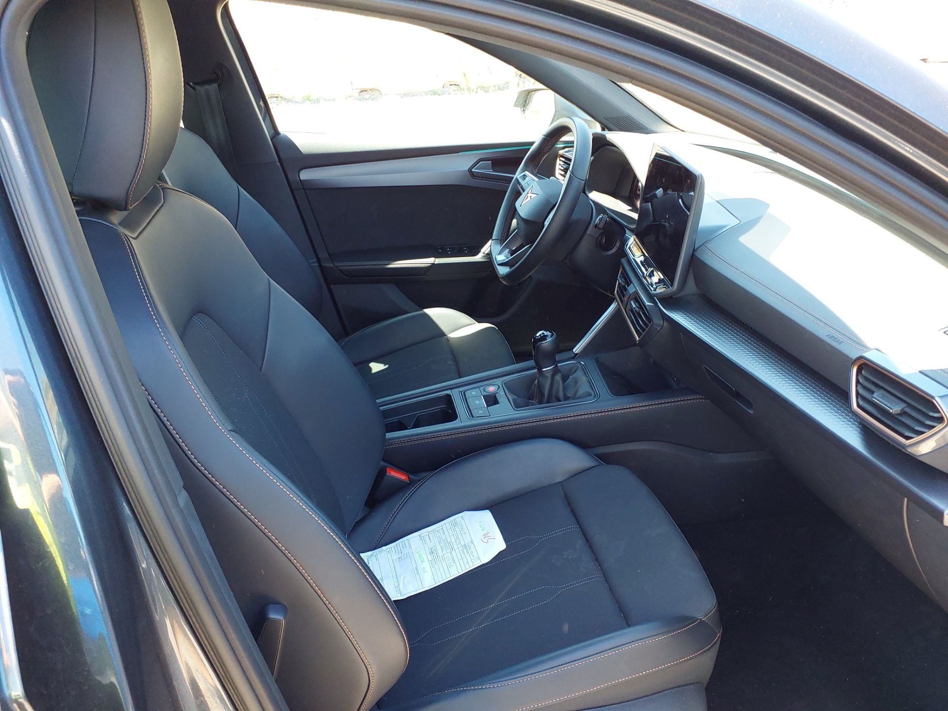 CUPRA Leon 1.5 TSI S&S 150cv Manual SportsTourer photo