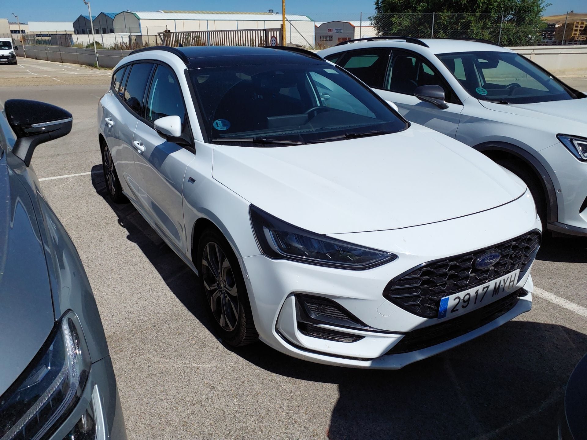 FORD Focus 1.0 Ecoboost 114KW 155CV S6.2 ST Line X auto Sportbreak(Pano-Roof + Winterpack)