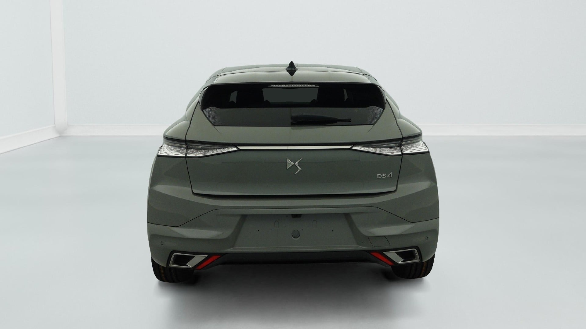 DS DS4 PureTech 130 EAT8 Rivoli photo