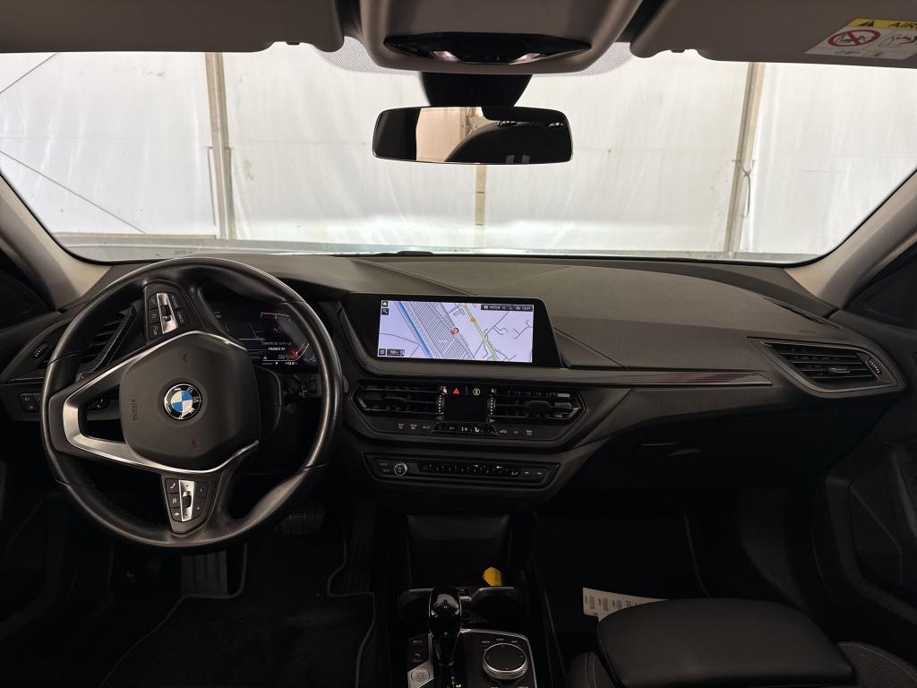 Série 1 Berline 118 i Edition Sport 1.5 135CV BVA7 E6d photo