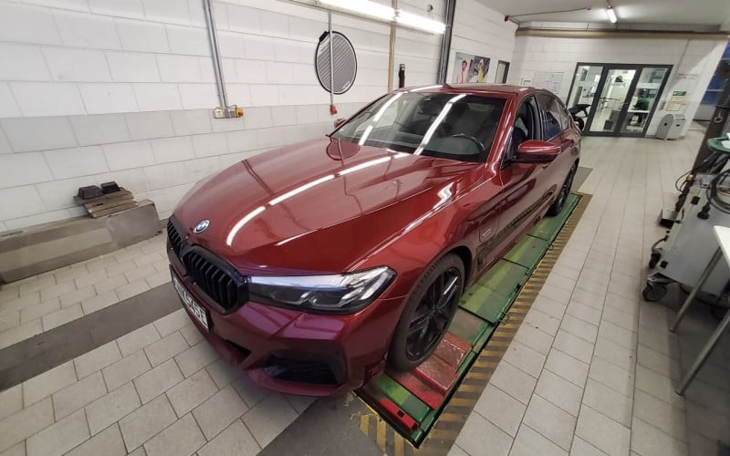 BMW 545e xDrive