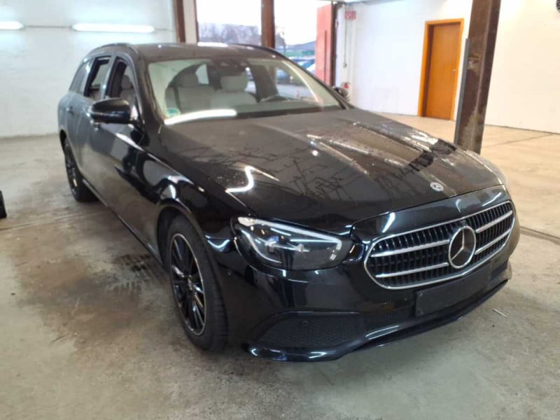 Mercedes-Benz E 300de