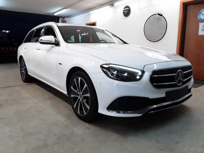 Mercedes-Benz E 300e