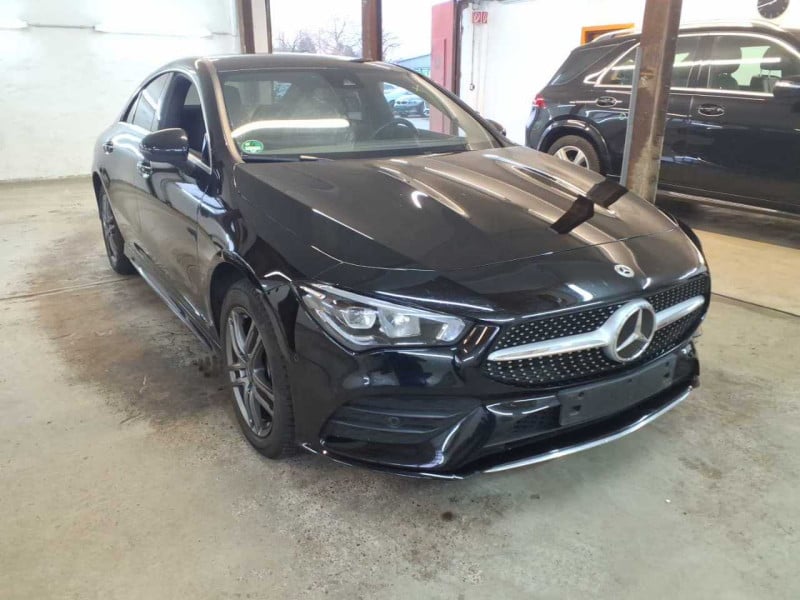 Mercedes-Benz CLA 250e