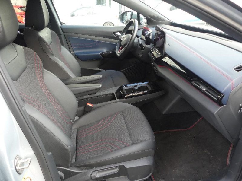 Volkswagen ID.4 photo