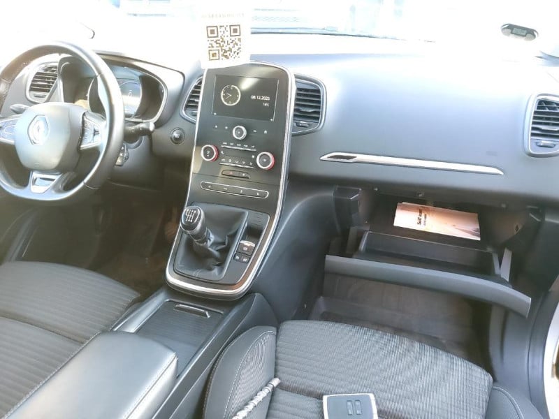 Renault Grand Scénic BLUE dCi 120 Business Edition photo